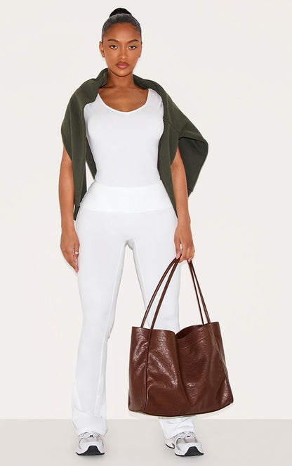 https://mediahub.prettylittlething.com/cnj7650_white_xl_2