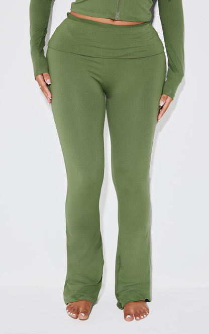 https://mediahub.prettylittlething.com/cnj7933_khaki_xl_1