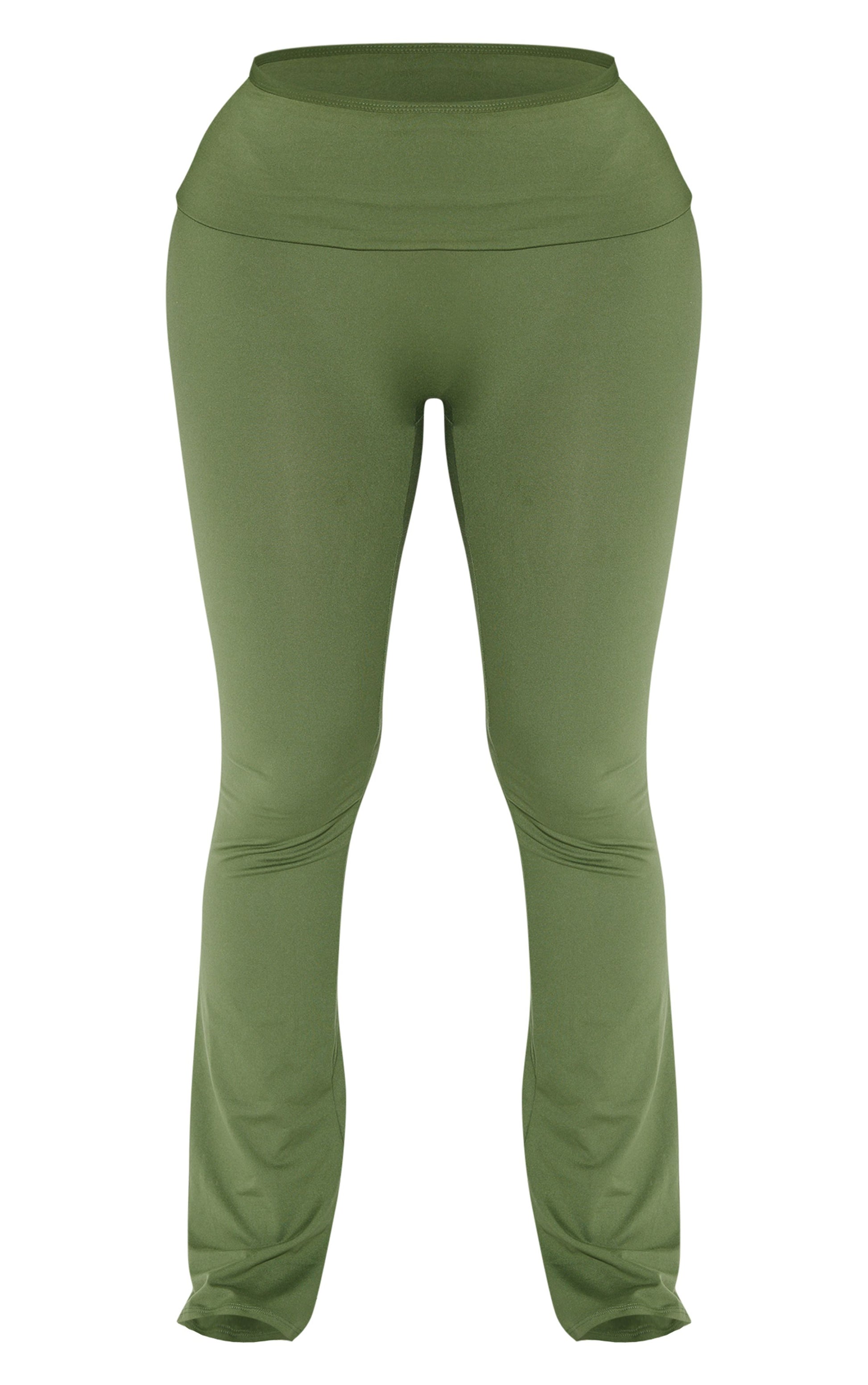 https://mediahub.prettylittlething.com/cnj7933_khaki_xl_4
