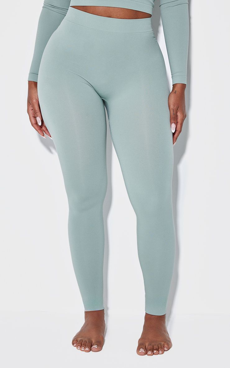 https://mediahub.prettylittlething.com/cnj7959_sage%20green_xl_1