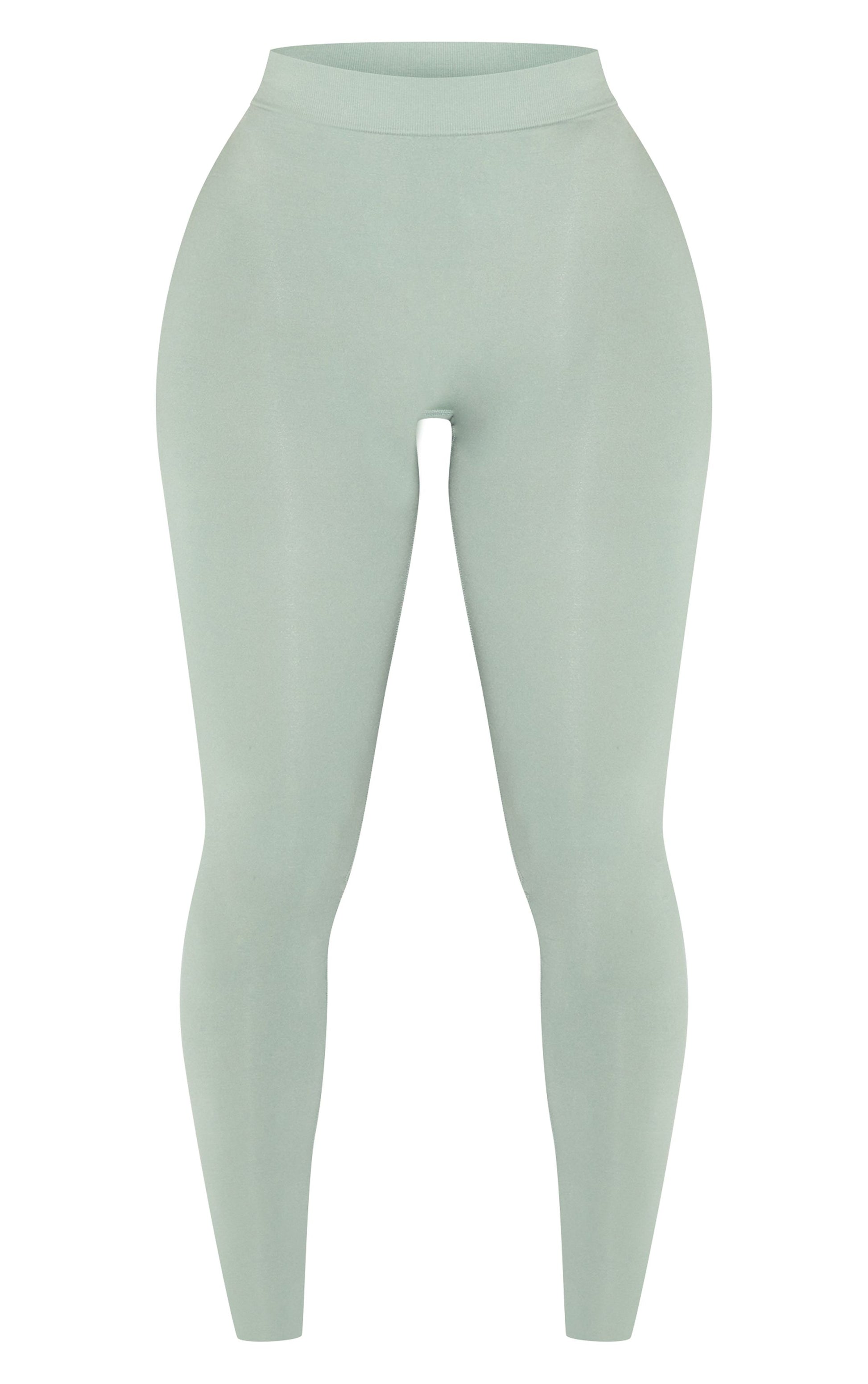 https://mediahub.prettylittlething.com/cnj7959_sage%20green_xl_4