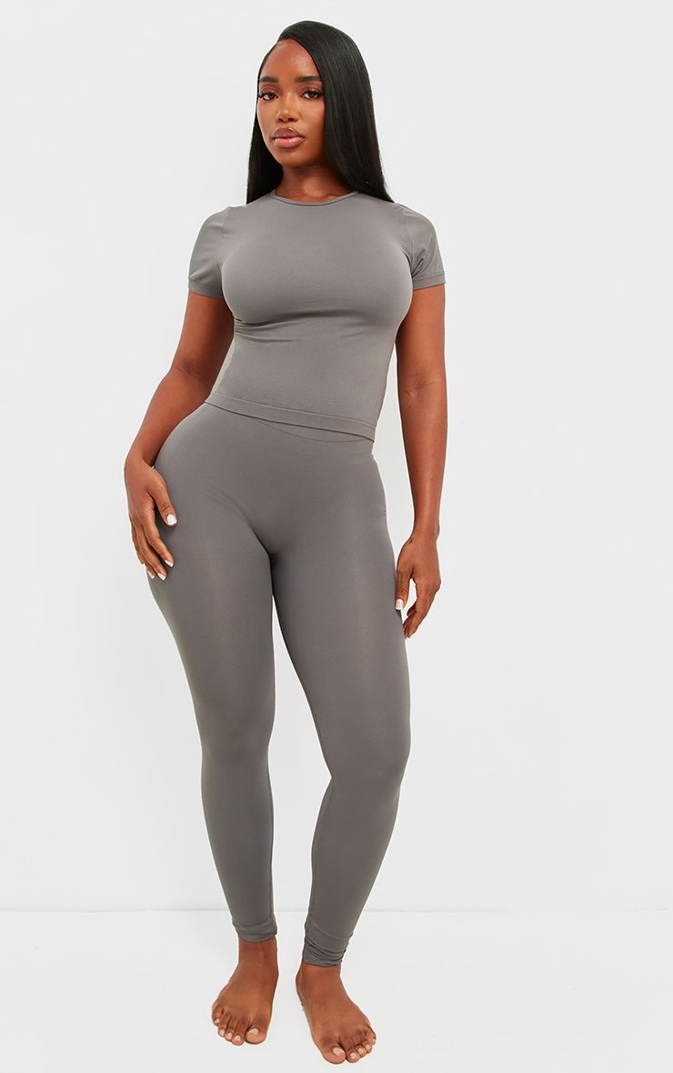 https://mediahub.prettylittlething.com/cnj9547_charcoal_xl_2