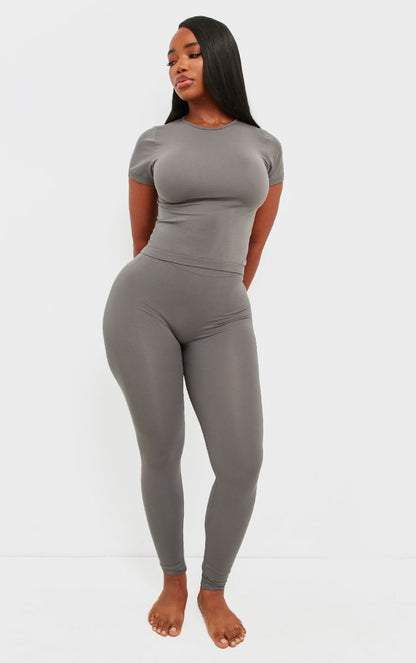 https://mediahub.prettylittlething.com/cnj9549_charcoal_xl