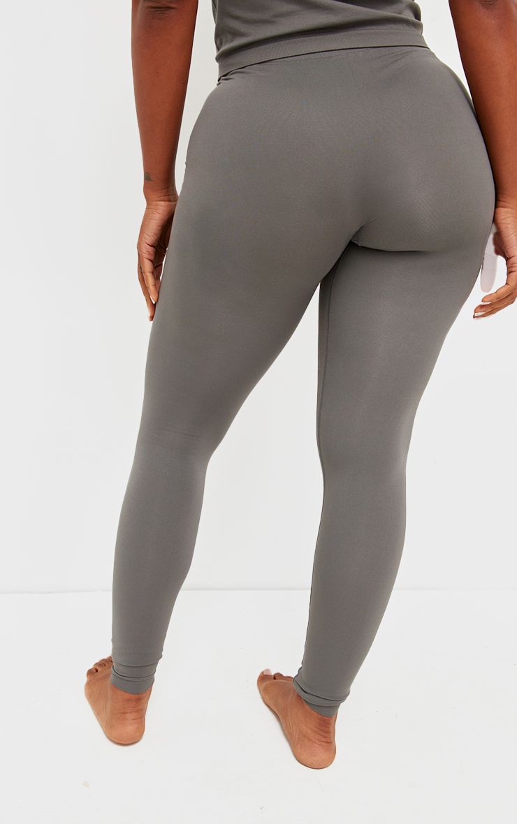 https://mediahub.prettylittlething.com/cnj9549_charcoal_xl_2