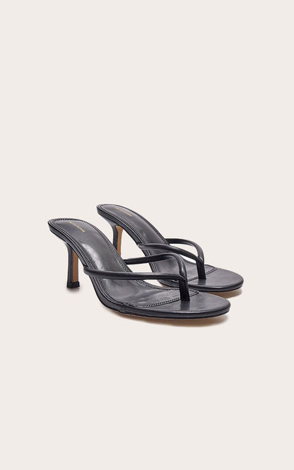 https://mediahub.prettylittlething.com/cnk0118_black_xl_1