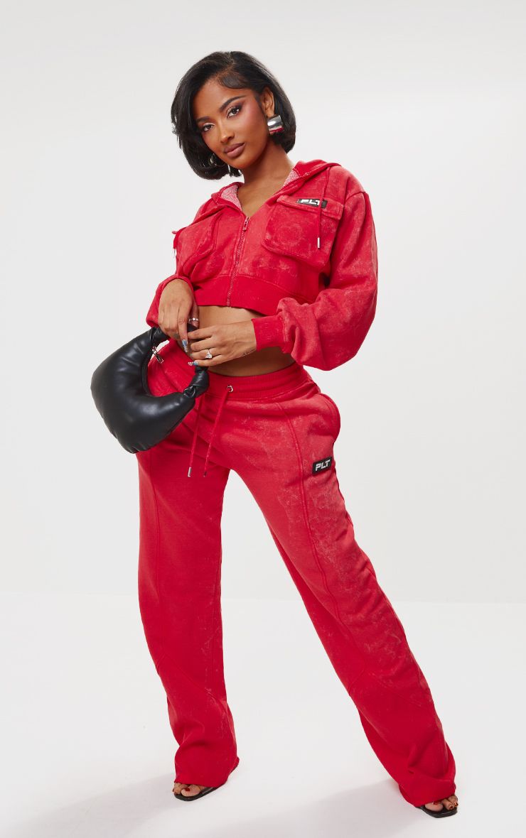 https://mediahub.prettylittlething.com/cnk0466_washed%20red_xl_2