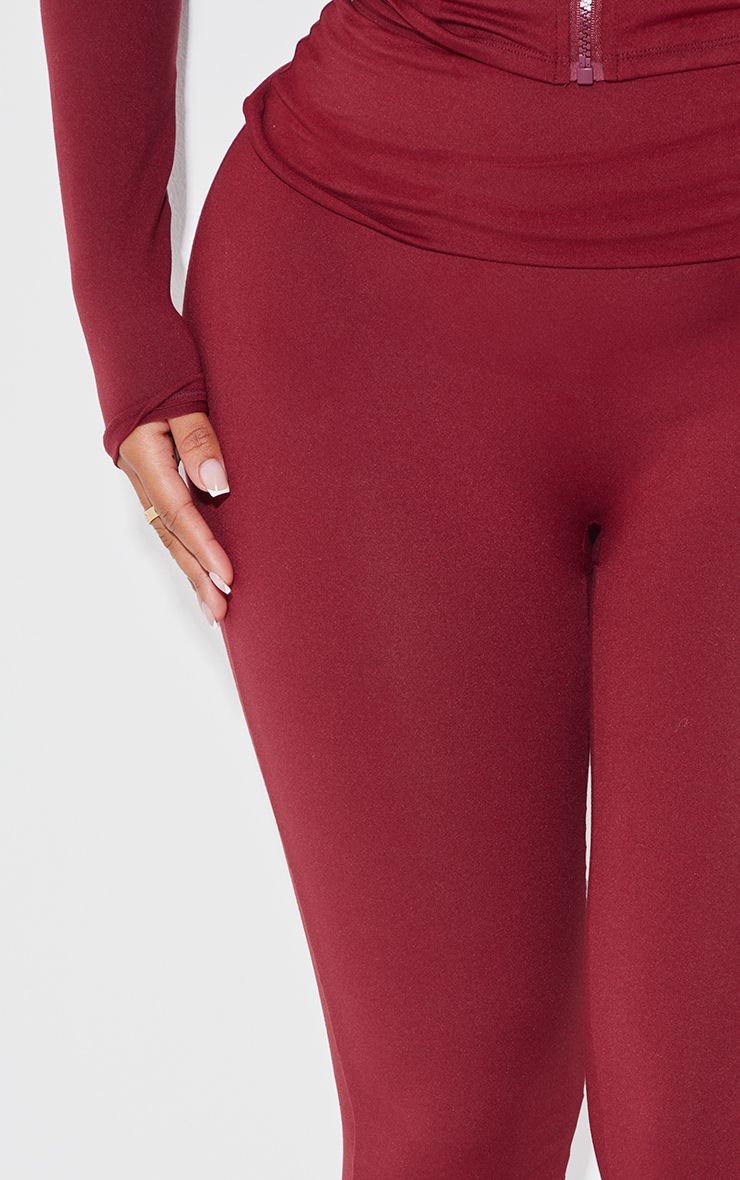 https://mediahub.prettylittlething.com/cnk0782_burgundy_xl_3
