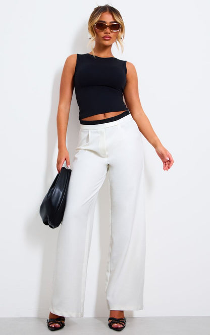 https://mediahub.prettylittlething.com/cnk1254_black_xl_2