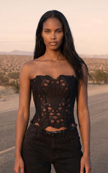 https://mediahub.prettylittlething.com/cnk2892_black_xl
