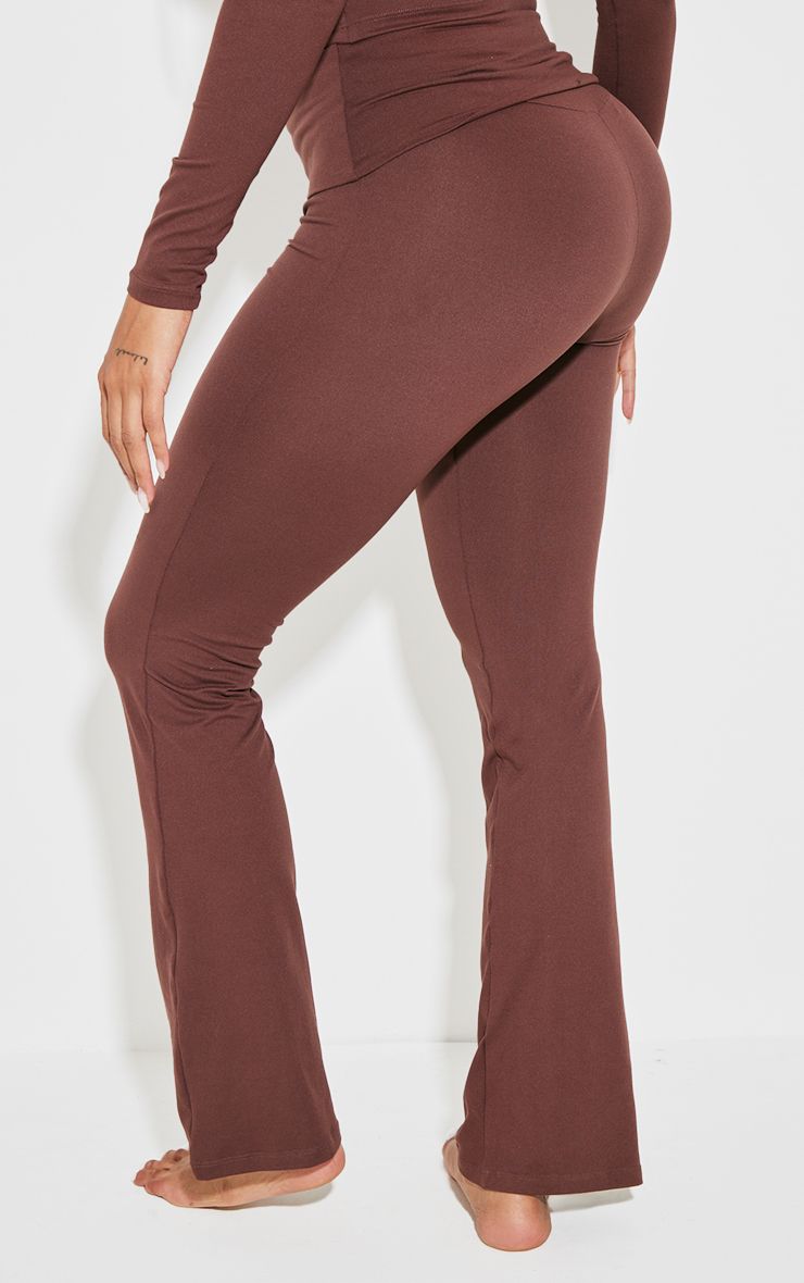https://mediahub.prettylittlething.com/cnk4936_brown_xl_2