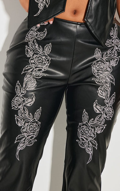 https://mediahub.prettylittlething.com/cnk5471_black_xl_3