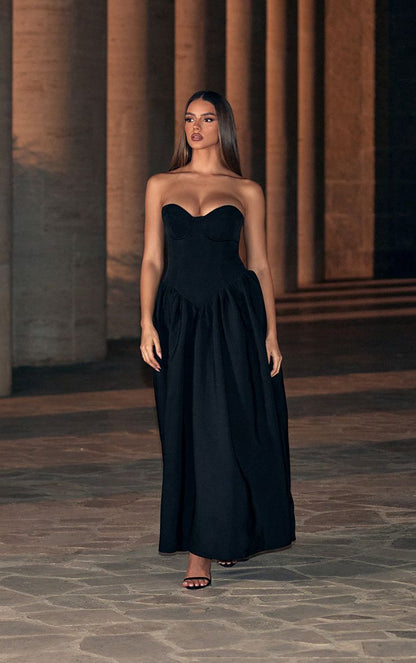 https://mediahub.prettylittlething.com/cnk5924_black_xl_2