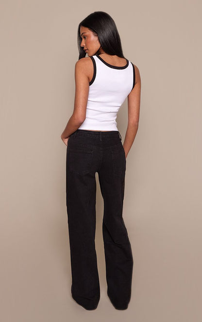 https://mediahub.prettylittlething.com/cnk8358_black_xl_2