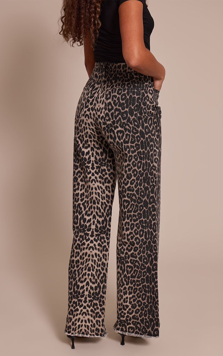 https://mediahub.prettylittlething.com/cnl0414_brown_xl_2