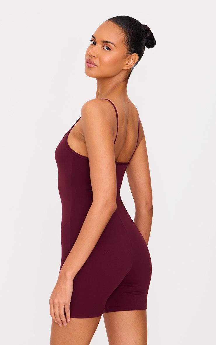 https://mediahub.prettylittlething.com/cnl1951_deep%20burgundy_xl_1