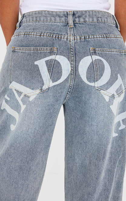 https://mediahub.prettylittlething.com/cnl2098_vintage%20light%20wash_xl_3