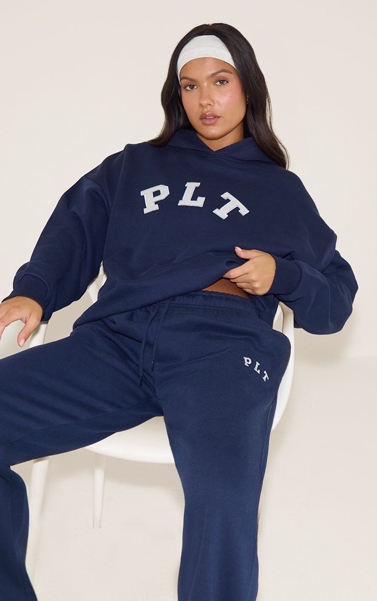 https://mediahub.prettylittlething.com/cnl3932_navy_xl_2