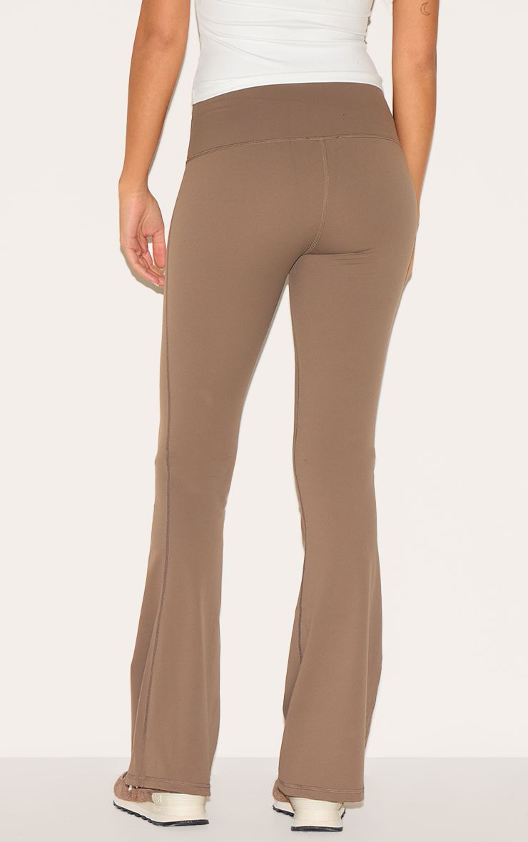 https://mediahub.prettylittlething.com/cnl5095_brown_xl_2