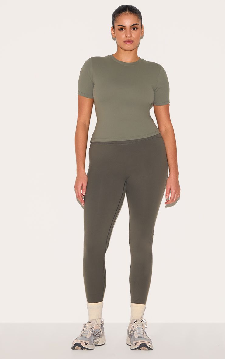 https://mediahub.prettylittlething.com/cnl5108_dark%20olive_xl_5