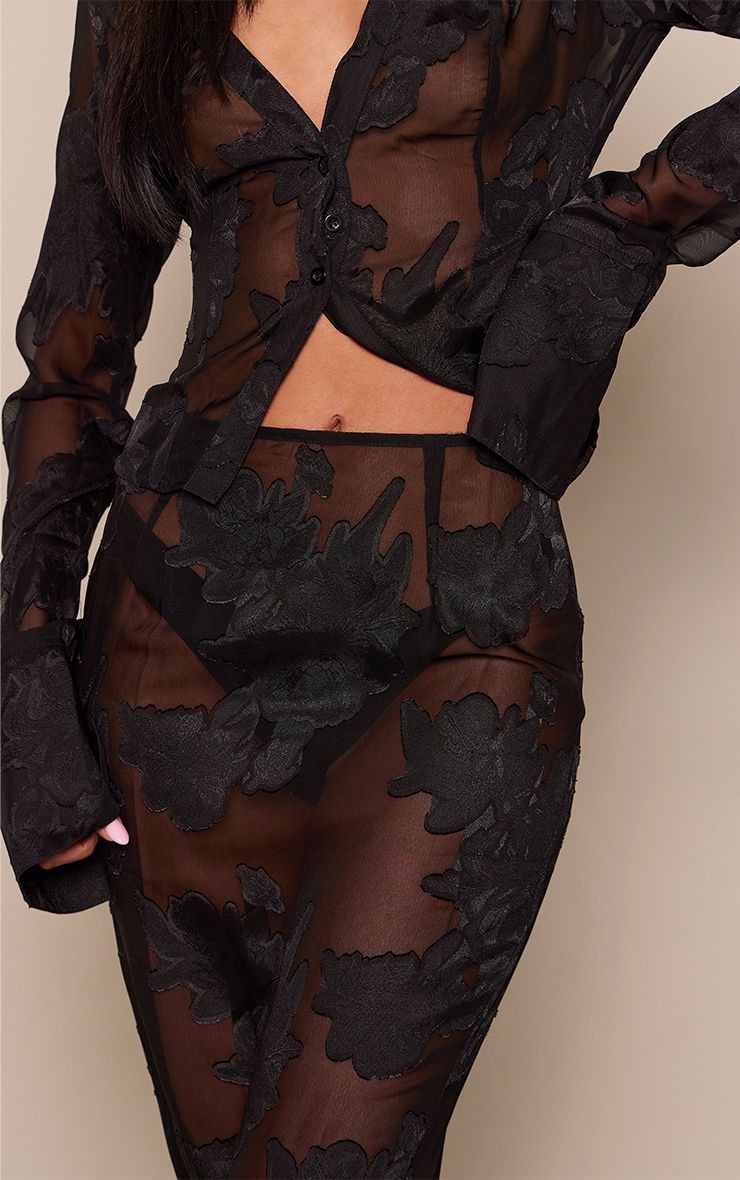 https://mediahub.prettylittlething.com/cnl5335_black_xl_3