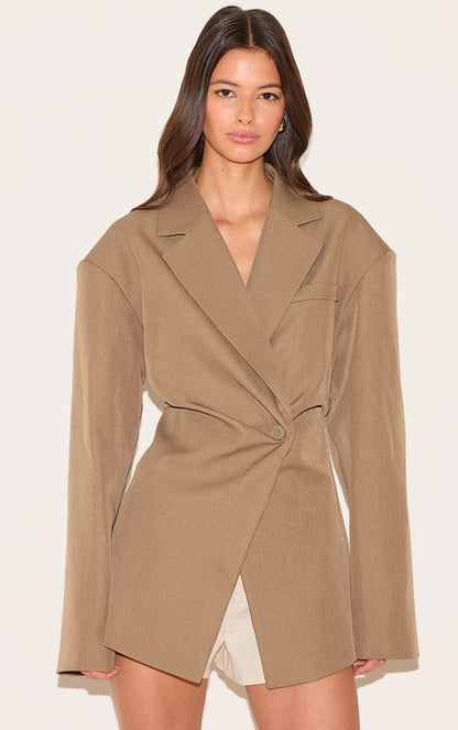 https://mediahub.prettylittlething.com/cnl6771_taupe_xl_2