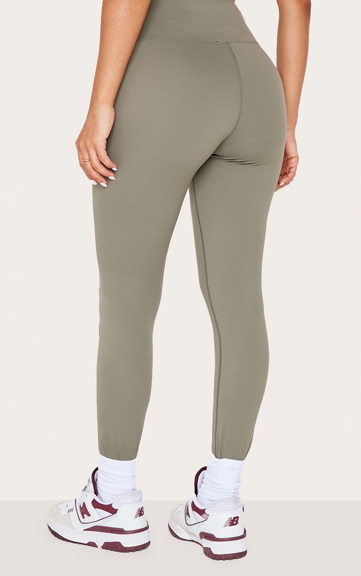 https://mediahub.prettylittlething.com/cnl7304_olive_xl_2