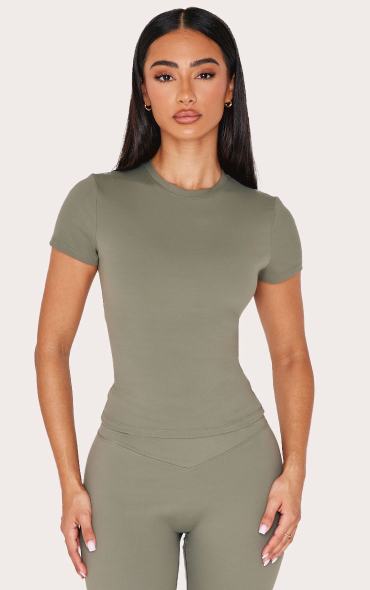 https://mediahub.prettylittlething.com/cnl7310_olive_xl