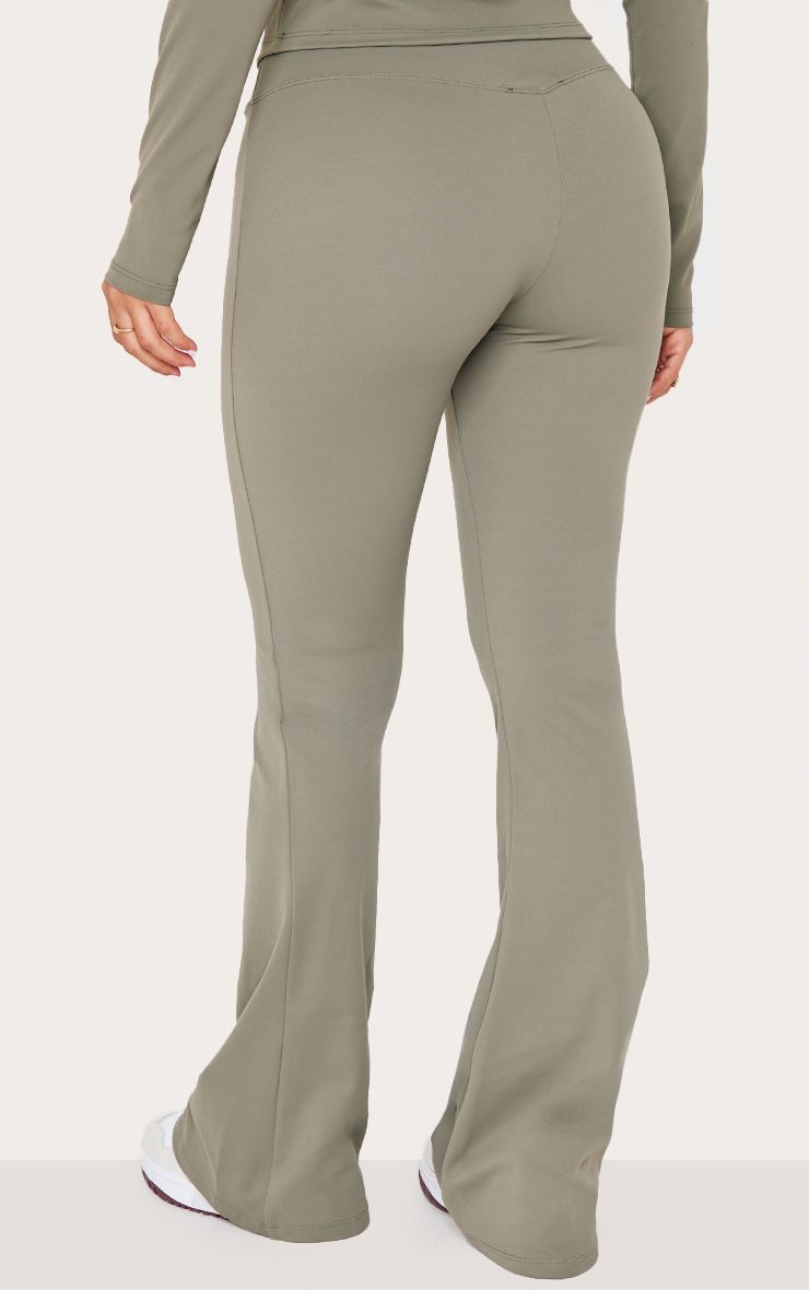 https://mediahub.prettylittlething.com/cnl7313_olive_xl_2