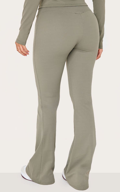 https://mediahub.prettylittlething.com/cnl7313_olive_xl_2