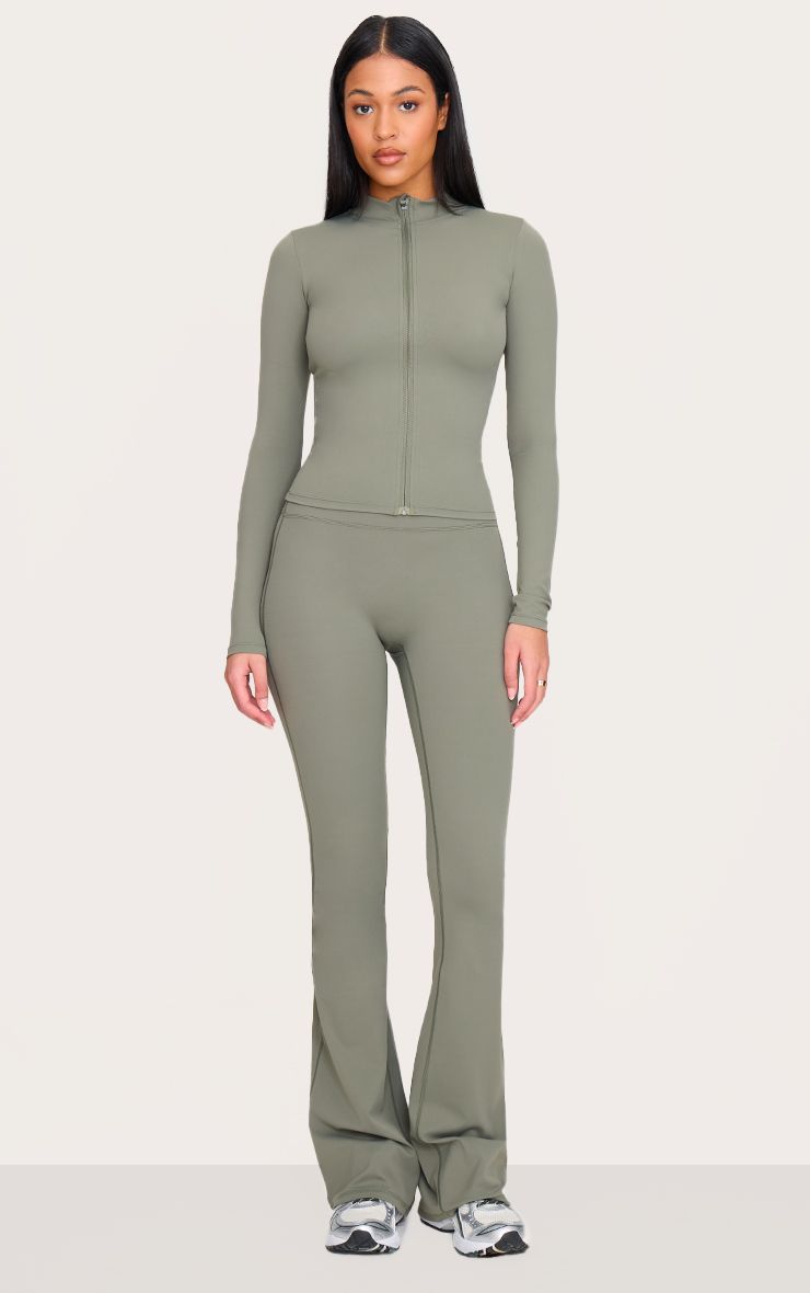 https://mediahub.prettylittlething.com/cnl7361_olive_xl