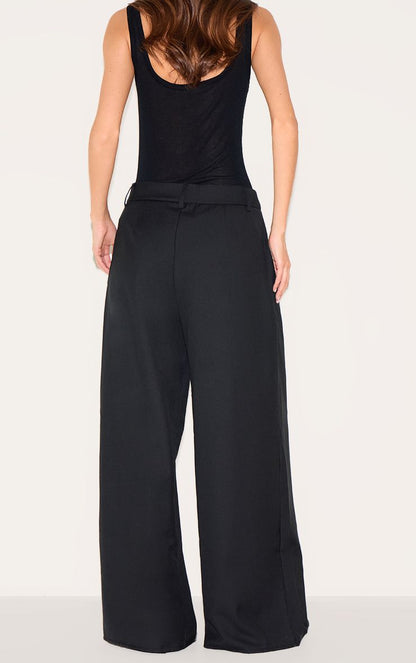 https://mediahub.prettylittlething.com/cnl7369_black_xl_2