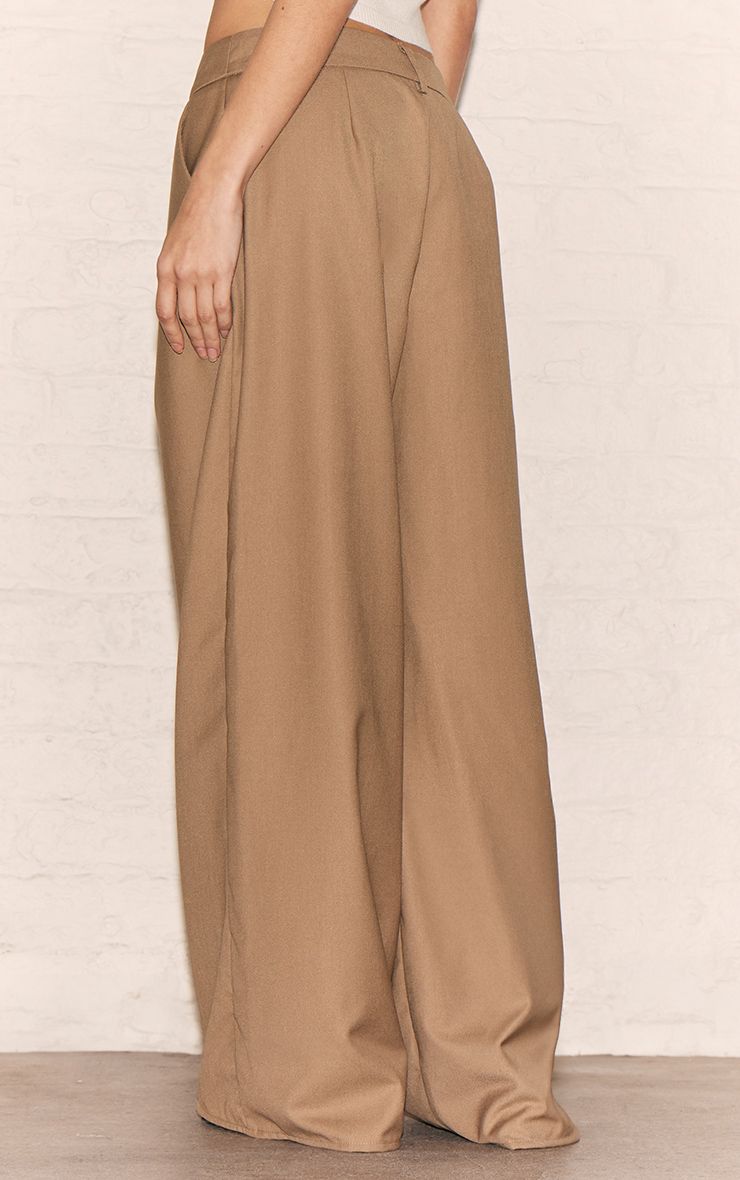 https://mediahub.prettylittlething.com/cnl7372_taupe_xl_2