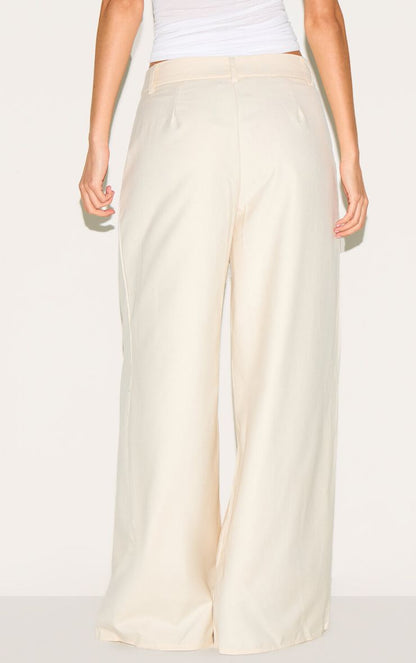 https://mediahub.prettylittlething.com/cnl7444_cream_xl_2
