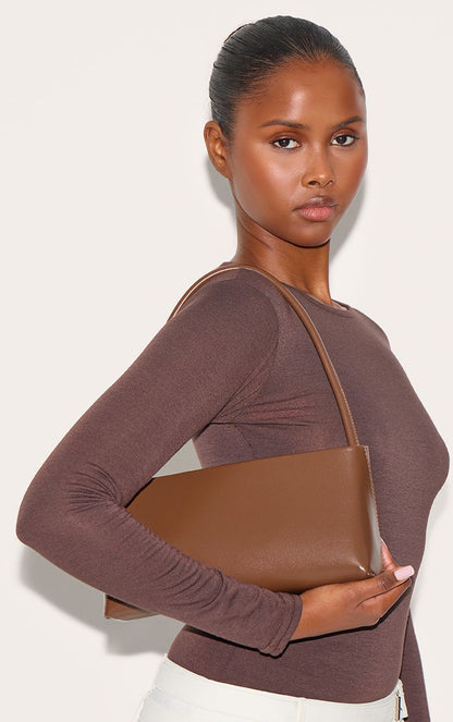 https://mediahub.prettylittlething.com/cnl8010_chocolate_xl_4