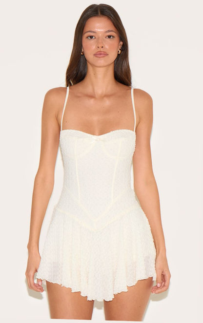 https://mediahub.prettylittlething.com/cnl8897_cream_xl