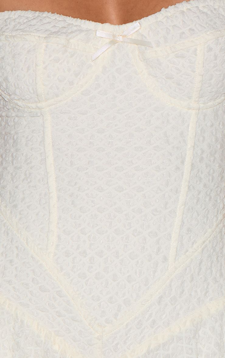 https://mediahub.prettylittlething.com/cnl8897_cream_xl_3
