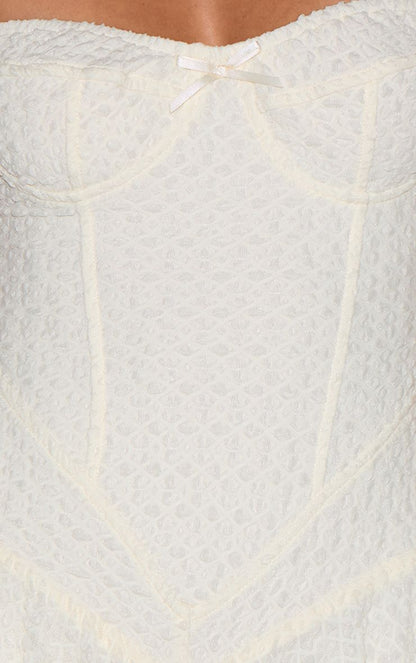 https://mediahub.prettylittlething.com/cnl8897_cream_xl_3