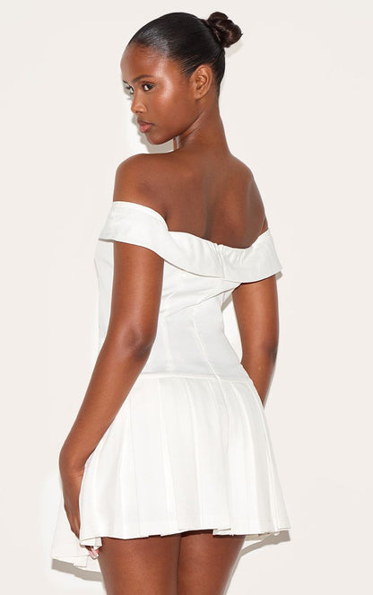 https://mediahub.prettylittlething.com/cnl9257_white_xl_1