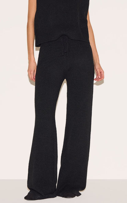 https://mediahub.prettylittlething.com/cnl9600_black_xl_1