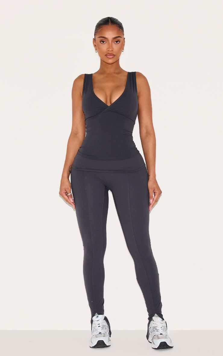 https://mediahub.prettylittlething.com/cnm0043_charcoal_xl_2