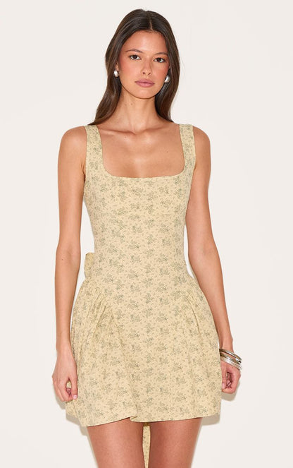 https://mediahub.prettylittlething.com/cnm0110_stone_xl_1