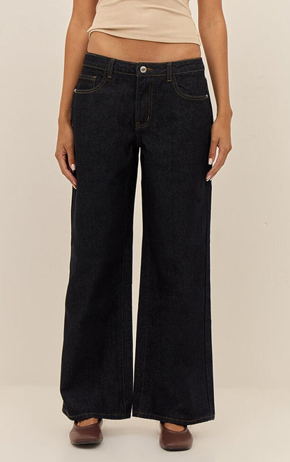 https://mediahub.prettylittlething.com/cnm0300_raw%20indigo%20wash_xl