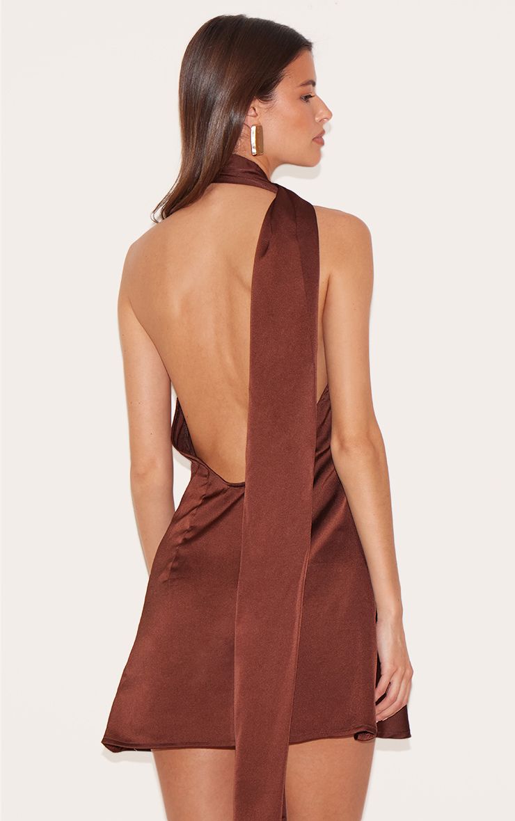 https://mediahub.prettylittlething.com/cnm0902_chocolate_xl_3