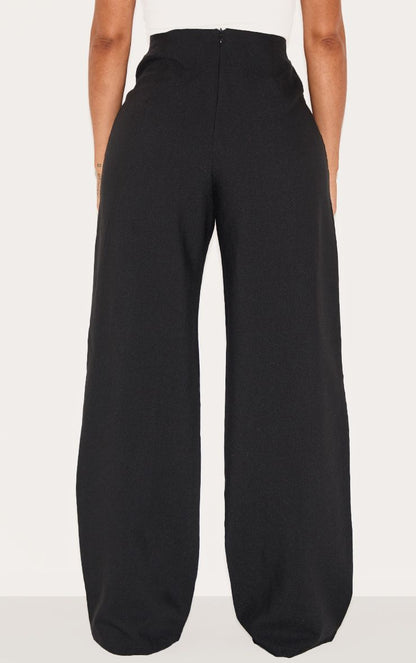 https://mediahub.prettylittlething.com/cnm0991_black_xl_2