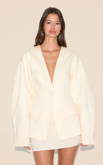 https://mediahub.prettylittlething.com/cnm1409_ecru_xl