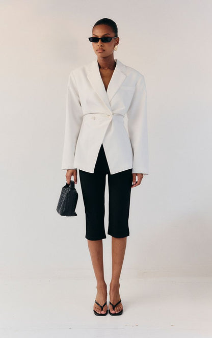 https://mediahub.prettylittlething.com/cnm1459_white_xl_2