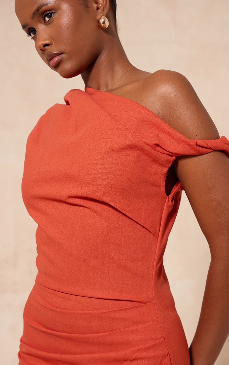 https://mediahub.prettylittlething.com/cnm1536_rust_xl_3