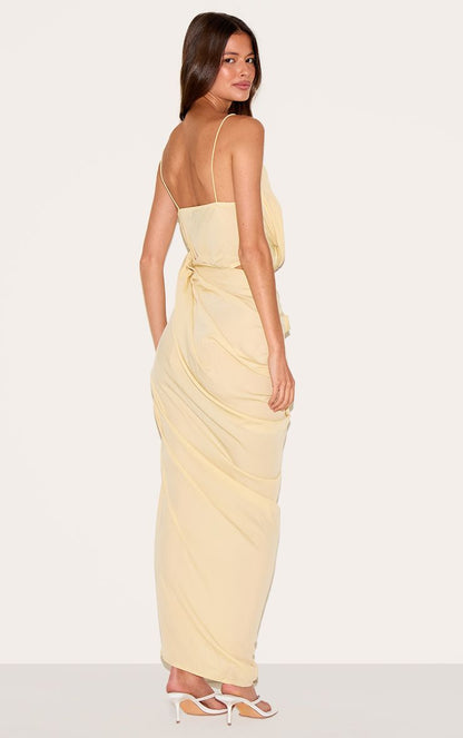 https://mediahub.prettylittlething.com/cnm1590_butter%20yellow_xl_1
