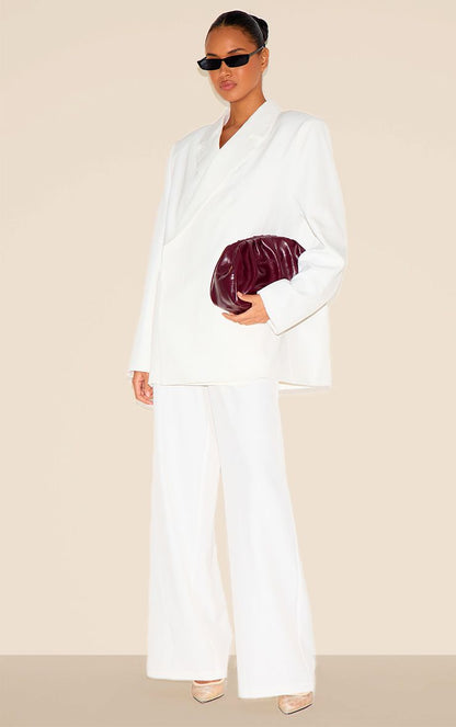 https://mediahub.prettylittlething.com/cnm1739_white_xl_2