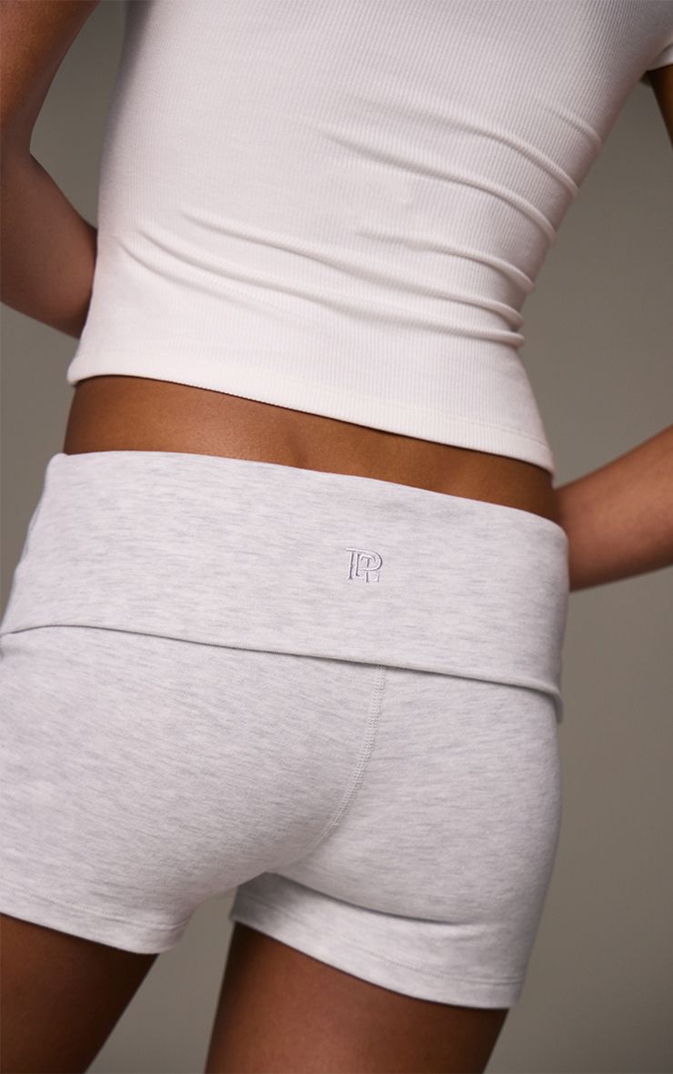 https://mediahub.prettylittlething.com/cnm2164_grey_xl_3